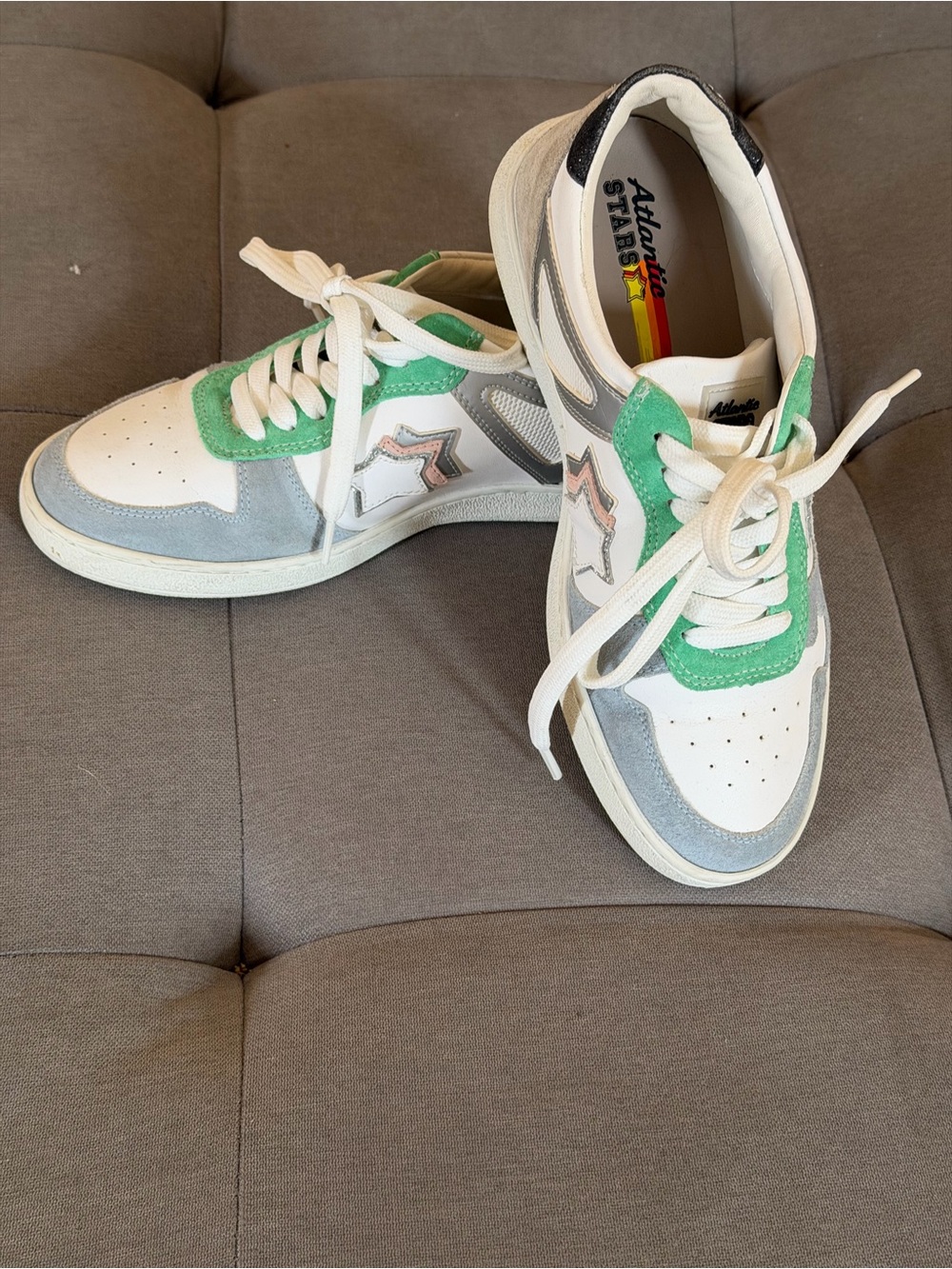 Women’s White & Green Low-Top Sneakers